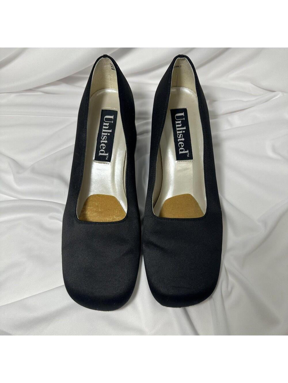 Unlisted Women's Black Beautiful Pumps Shoes  Nice ! Size 8 Kenneth Cole